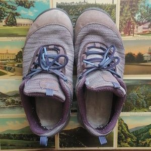 9.5 Jambu Shoes